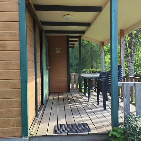 Avec Terrasse - 6 Pers. - Api-1-52-2043