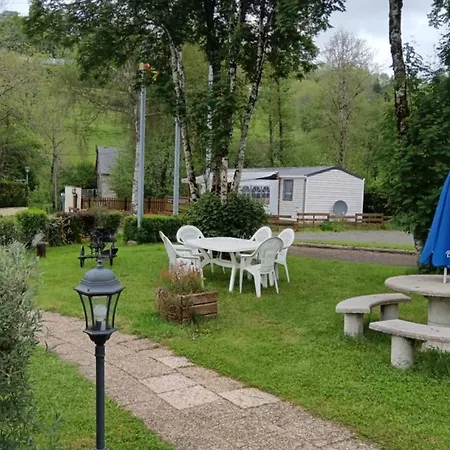 Campsite Avec Terrasse - 6 Pers. - Api-1-52-2043 *